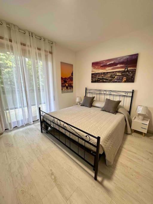 Appartamento Luminoso Domus Eur Roma Esterno foto