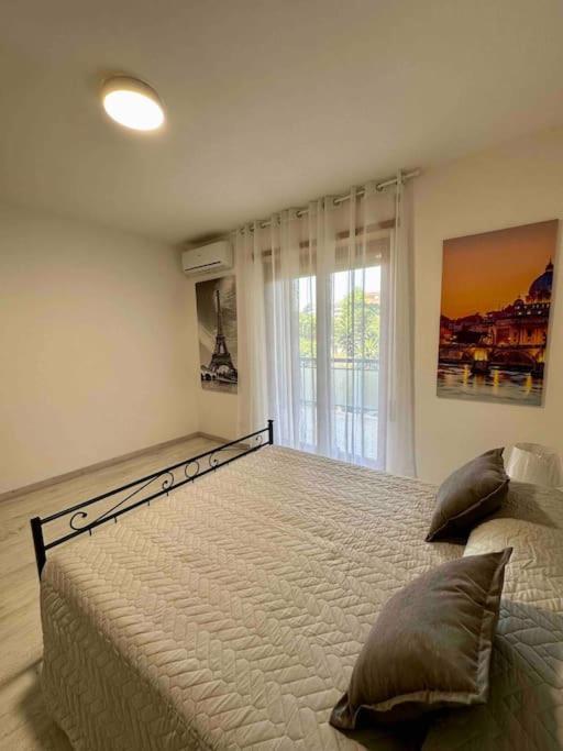 Appartamento Luminoso Domus Eur Roma Esterno foto